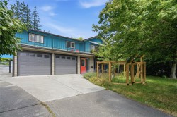 3340 Kite Way Nanaimo, BC V9T 3Z2