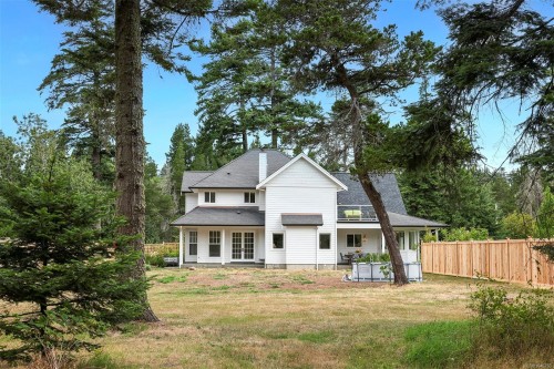 485 Southwind Rd, Comox, BC 