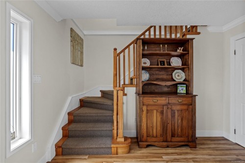 1185 Stuart Pl, Ladysmith, BC 