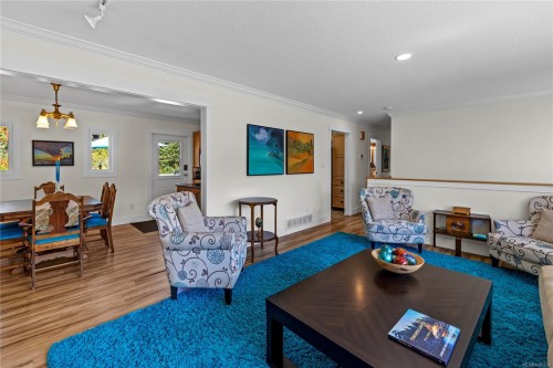 1185 Stuart Pl, Ladysmith, BC 
