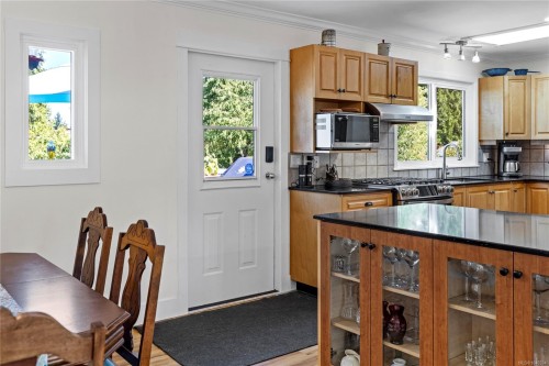 1185 Stuart Pl, Ladysmith, BC 
