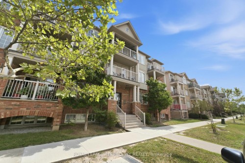3-141 Isaac Devins Boulevard, Toronto, ON - Outdoor