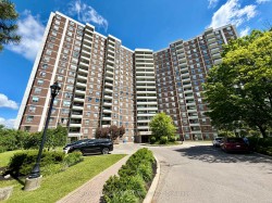 409-20 Edgecliff Golfway Toronto, ON M3C 3A4