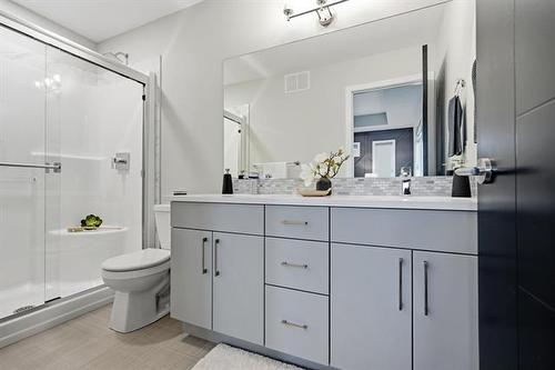 328 River Trail Dr, West St Paul, MB - Indoor Photo Showing Bathroom