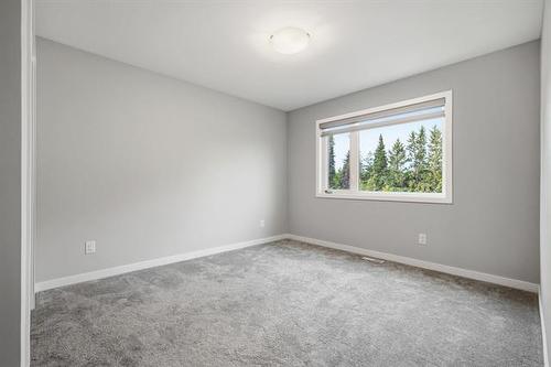 328 River Trail Dr, West St Paul, MB - Indoor Photo Showing Other Room