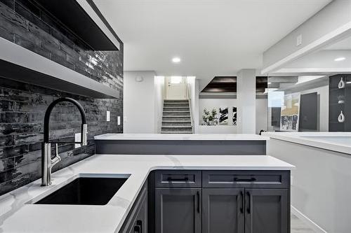 328 River Trail Dr, West St Paul, MB - Indoor Photo Showing Kitchen