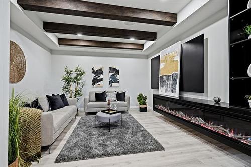 328 River Trail Dr, West St Paul, MB - Indoor Photo Showing Living Room With Fireplace