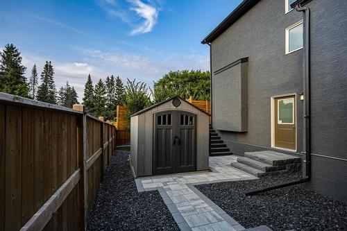 328 River Trail Dr, West St Paul, MB - Outdoor With Exterior