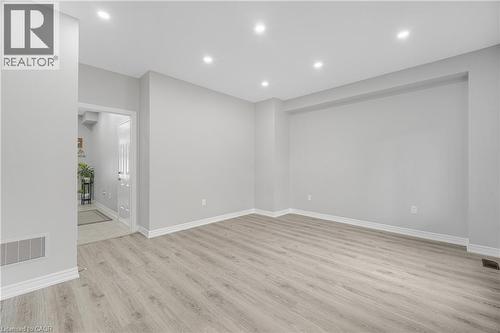 1890 Rymal Road E Unit# 144, Hamilton, ON - Indoor Photo Showing Other Room
