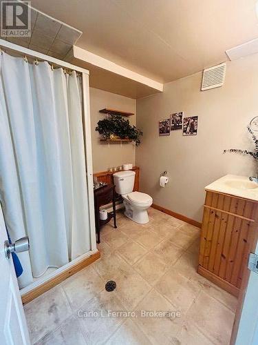 #20 - 41 Rhonda Road, Guelph (Willow West/Sugarbush/West Acres), ON - Indoor Photo Showing Bathroom