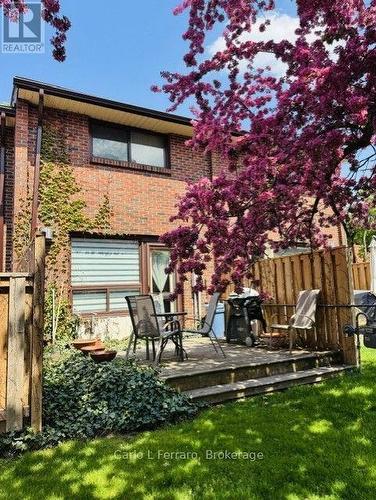 #20 - 41 Rhonda Road, Guelph (Willow West/Sugarbush/West Acres), ON - Outdoor