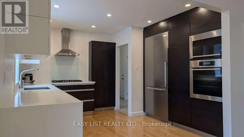 1895 Savoy Place, Ottawa, ON - Indoor Photo Showing Kitchen