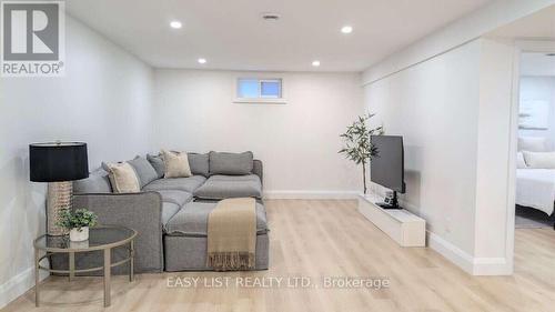 1895 Savoy Place, Ottawa, ON - Indoor