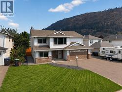 2618 Applegreen Court West Kelowna, BC V1Z 3K8