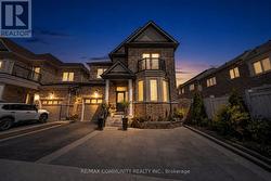 129 MINGAY AVENUE  Markham, ON L6E 0S6