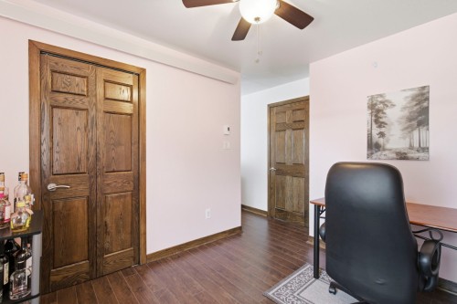 Chambre à coucher - 138 45E Avenue, Saint-Eustache, QC - Indoor Photo Showing Office