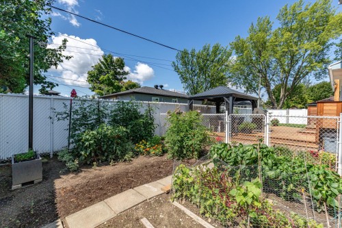 Cour - 138 45E Avenue, Saint-Eustache, QC - Outdoor