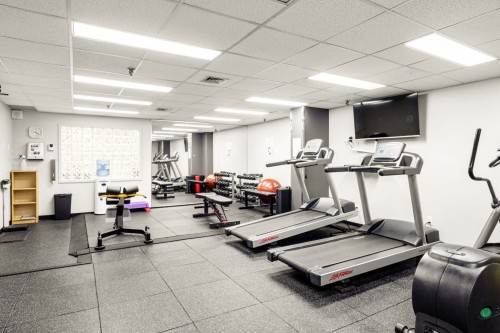 Salle d'exercice - 301-30 Rue Berlioz, Montréal (Verdun/Île-Des-Soeurs), QC - Indoor Photo Showing Gym Room