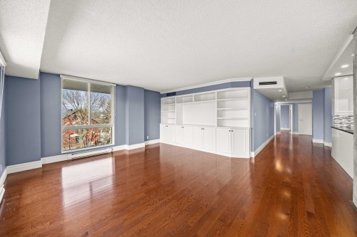 Salon - 301-30 Rue Berlioz, Montréal (Verdun/Île-Des-Soeurs), QC - Indoor Photo Showing Other Room