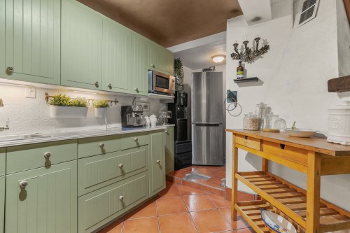 Cuisine - 2933 Ch. Des Lacs, Mont-Blanc, QC - Indoor Photo Showing Kitchen