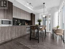 3215 - 115 BLUE JAYS WAY Toronto, ON M5V 0N4