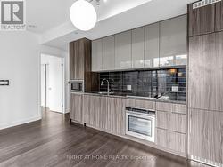 3215 - 115 BLUE JAYS WAY Toronto, ON M5V 0N4