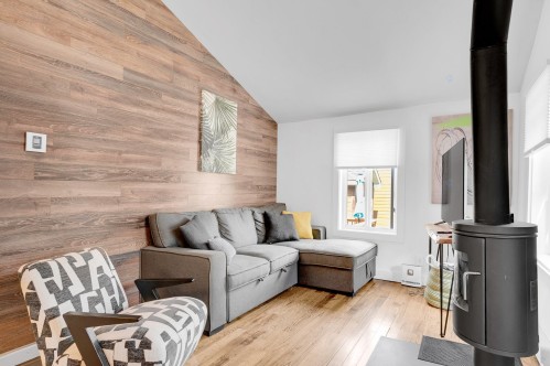 Salon - 47 Rue Maurice-Aveline, Sainte-Adèle, QC - Indoor Photo Showing Living Room