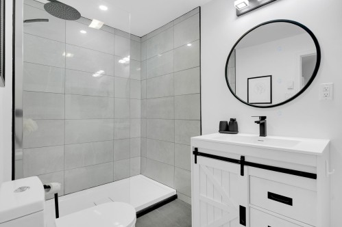 Salle de bains - 47 Rue Maurice-Aveline, Sainte-Adèle, QC - Indoor Photo Showing Bathroom