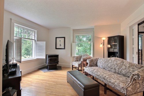 Salon - 94 Rue Galipeau, Thurso, QC - Indoor Photo Showing Living Room