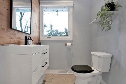 Salle d'eau - 21 Av. Balzac, Candiac, QC - Indoor Photo Showing Bathroom