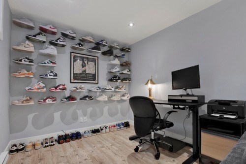 Bureau - 21 Av. Balzac, Candiac, QC - Indoor Photo Showing Office