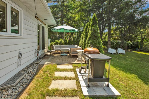 Terrasse - 21 Av. Balzac, Candiac, QC - Outdoor With Exterior