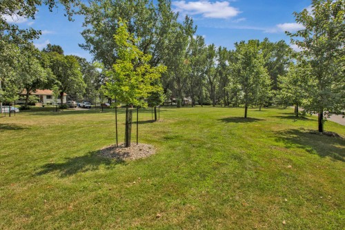 Autre - 21 Av. Balzac, Candiac, QC - Outdoor With View
