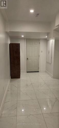 30A Cedar Drive, Toronto, ON - Indoor
