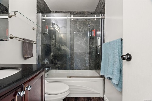 #7-10046 Fifth St, Sidney, BC 