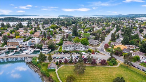 #101-10431 Resthaven Dr, Sidney, BC - Outdoor With View