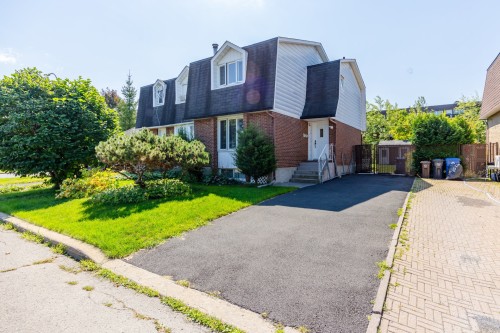Front of Structure - 7683 Place Trahan, Brossard, QC - Outdoor