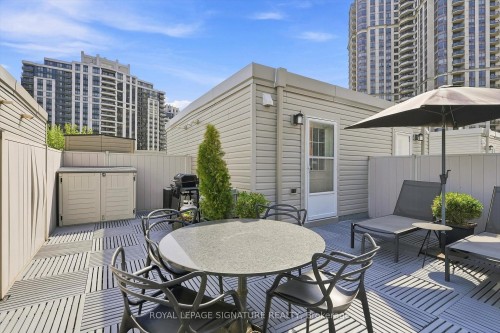 137-3 Everson Drive, Toronto, ON - Outdoor With Deck Patio Veranda