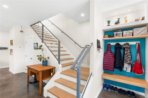 1704 Coronation Ave, Victoria, BC - Indoor Photo Showing Other Room