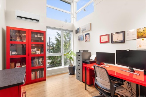1704 Coronation Ave, Victoria, BC - Indoor Photo Showing Office