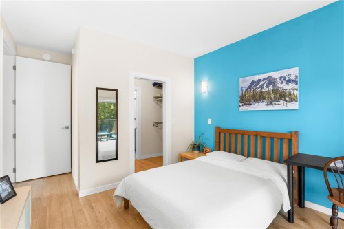 1704 Coronation Ave, Victoria, BC - Indoor Photo Showing Bedroom