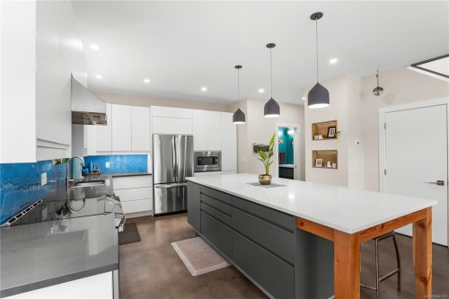 1704 Coronation Ave, Victoria, BC - Indoor Photo Showing Kitchen With Upgraded Kitchen