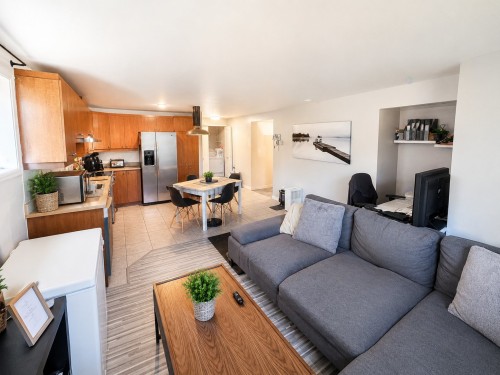 Salon - 2508 Rue Carnac, Mascouche, QC - Indoor Photo Showing Living Room