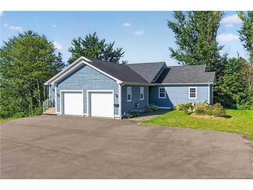 282 Bond Dr, Moncton, NB 