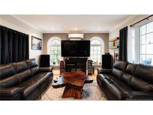 650 West Dr, Bathurst, NB 