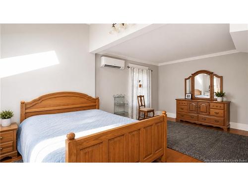 650 West Dr, Bathurst, NB 