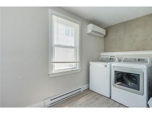 6 Lynch St, Moncton, NB - Indoor Photo Showing Laundry Room