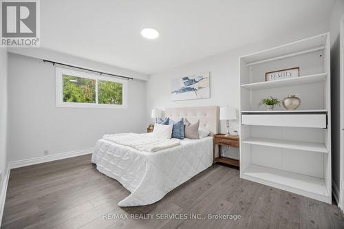 7493 Netherwood Road, Mississauga, ON - Indoor Photo Showing Bedroom