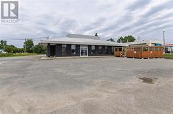 1642 Main  Val Caron, ON P3N 1R8