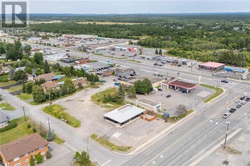 1642 Main, Val Caron, ON 